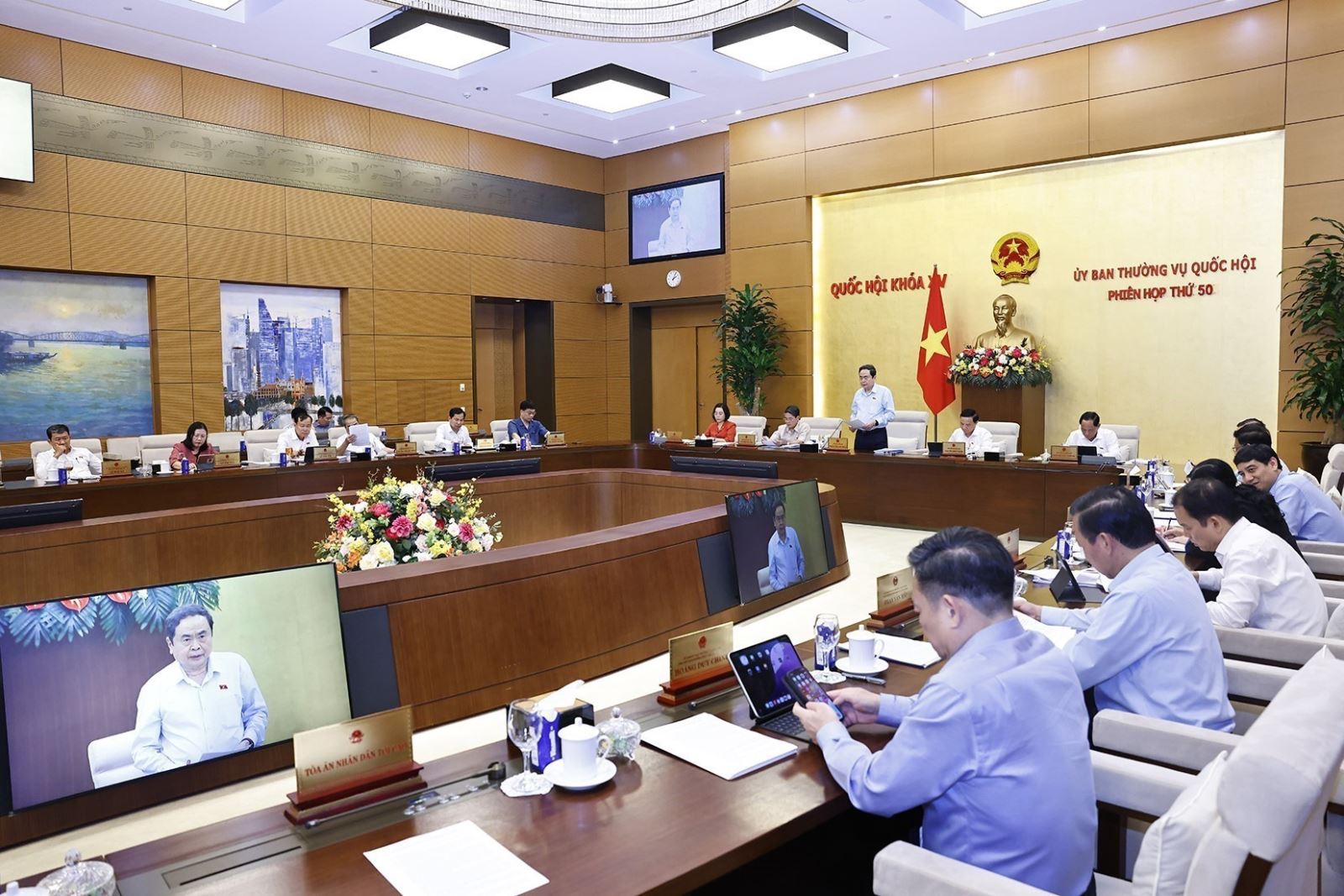 Tổng Giám đốc Thông tấn xã Việt Nam Vũ Việt Trang góp ý Dự thảo Luật Báo chí (sửa đổi). Ảnh: Dương Giang/TTXVN