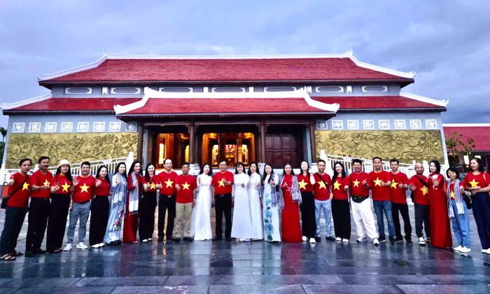 Khảo sát phát triển sản phẩm du lịch 'Mưa đỏ-Hành trình ký ức Quảng Trị'