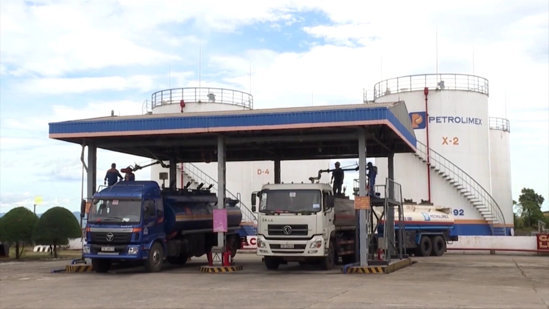 Tăng cường dự trữ xăng, dầu phục vụ nhu cầu thị trường