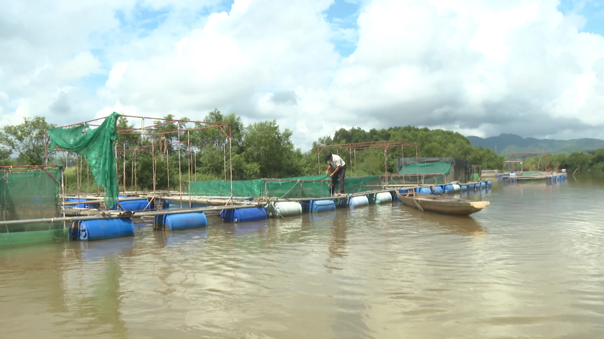 Khu vực nuôi trồng thủy sản ở thôn Phú Ninh bị ảnh hưởng bởi nạn giã cào trái phép - Ảnh: T.T