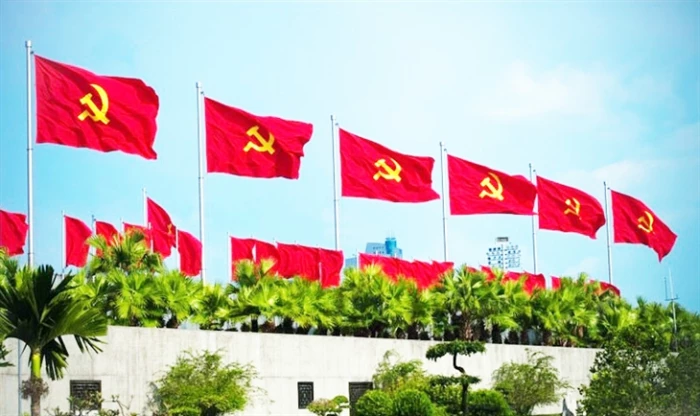 Bộ Chính trị, Ban Bí thư chỉ đạo thực hiện nhiệm vụ trọng tâm của tổ chức cơ sở đảng