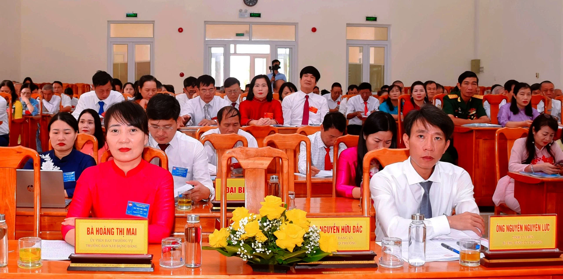 Các đại biểu tham dự. Ảnh: H.Tr.