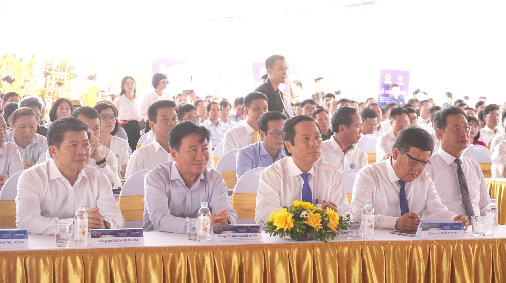 Đại biểu tham dự buổi lễ - Ảnh: Quốc Việt