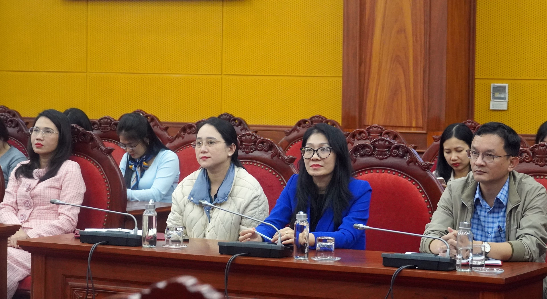 Đại biểu dự hội nghị tại điểm cầu tỉnh Quảng Trị - Ảnh: N.M