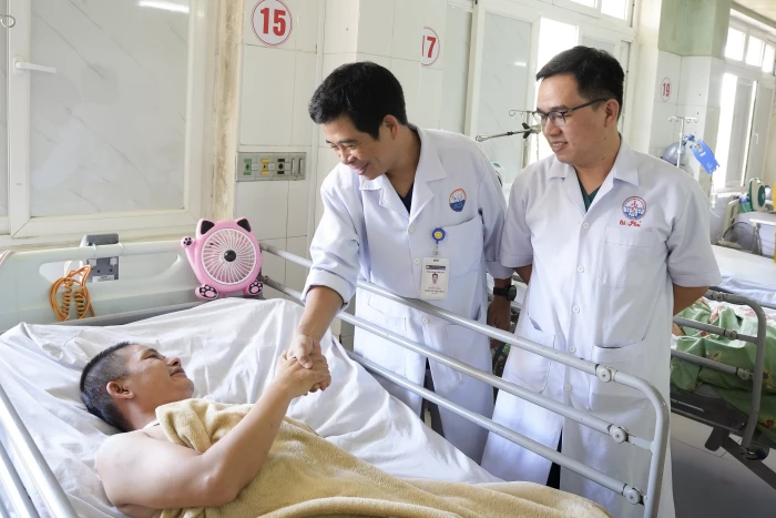 Bệnh viện Đa khoa tỉnh Quảng Trị: Cứu sống bệnh nhân xuất huyết não trên dị dạng mạch máu não phức tạp