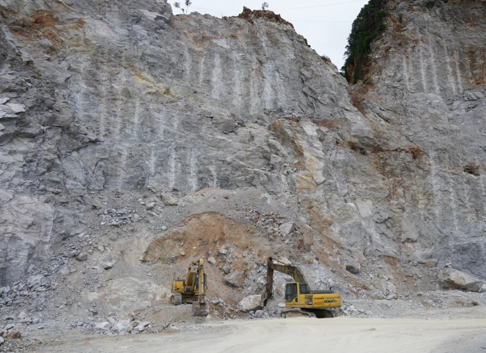 Thu hơn 64 tỉ đồng từ cấp quyền khai thác khoáng sản