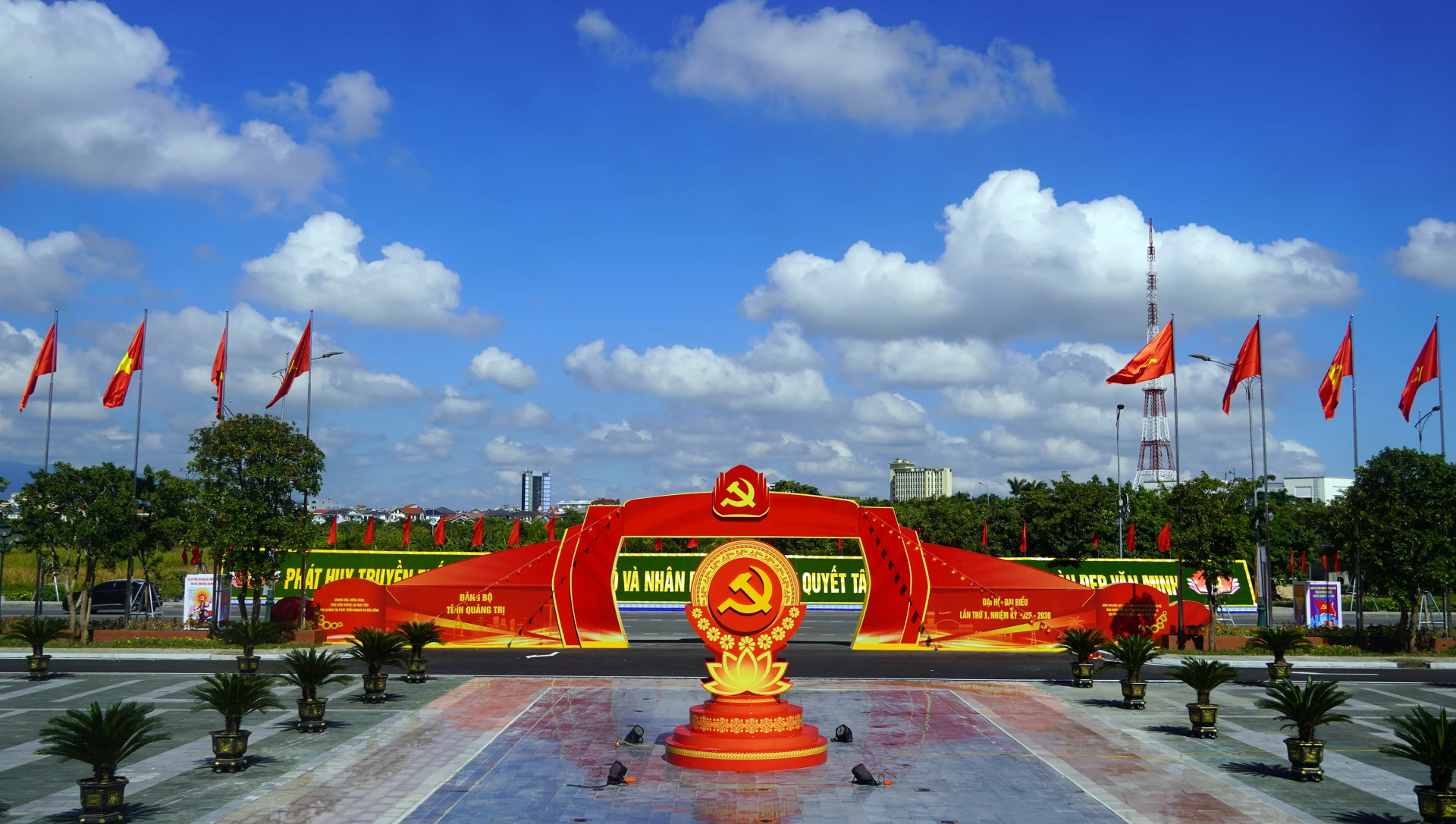 Trung tâm Văn hóa và Điện ảnh tỉnh sẵn sàng cho sự kiện trọng đại của quê hương-Ảnh: N.M
