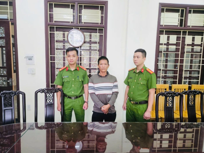 Khởi tố đối tượng tắt thiết bị giám sát hành trình tàu cá để khai thác thuỷ sản trái phép