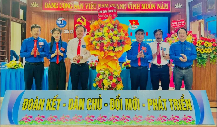 Tuổi trẻ đặc khu Cồn Cỏ: Phát huy sức trẻ bảo vệ môi trường biển đảo xanh, sạch, đẹp