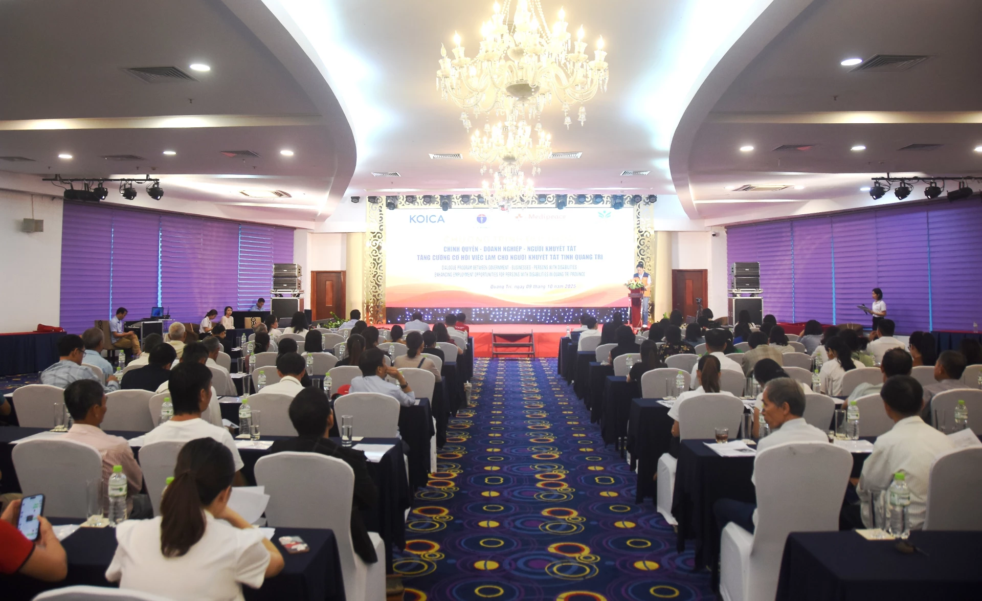 Chương trình đối thoại tăng cường cơ hội việc làm cho người khuyết tật trên địa bàn tỉnh Quảng Trị - Ảnh: ĐV