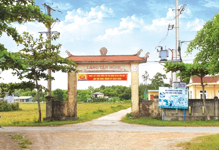 Ghi ở Tân Minh