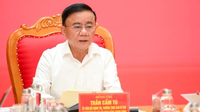 Kết luận của Bộ Chính trị về chủ trương đánh giá đối với cán bộ lãnh đạo, quản lý trong hệ thống chính trị