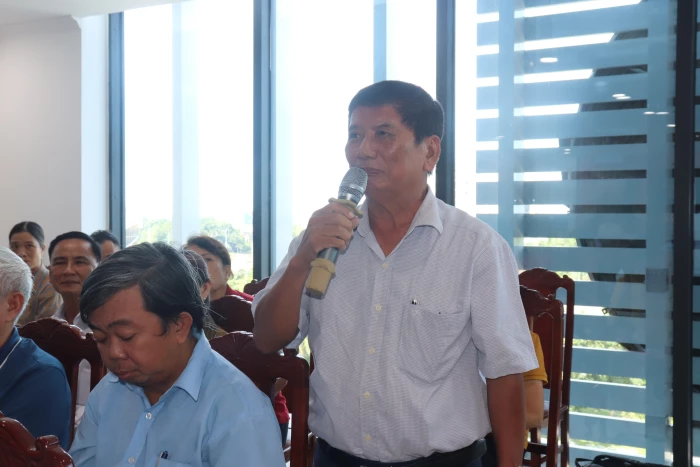 Đoàn Đại biểu Quốc hội tỉnh tiếp xúc cử tri tại phường Đông Hà