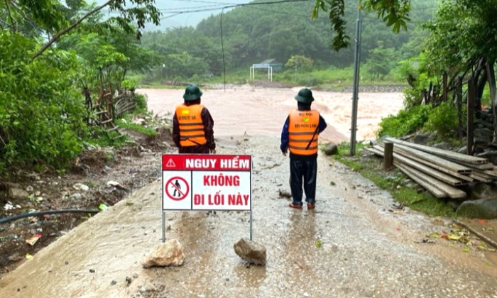 Toàn tỉnh có hơn 1.200 nhà dân bị ngập lụt