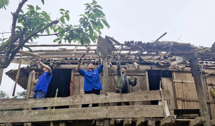 Dấu ấn thanh niên trong phong trào xóa nhà tạm, nhà dột nát