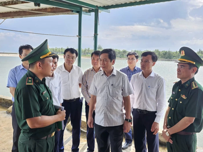 Lãnh đạo UBND tỉnh kiểm tra công tác chống khai thác IUU và tình hình nuôi trồng thủy sản