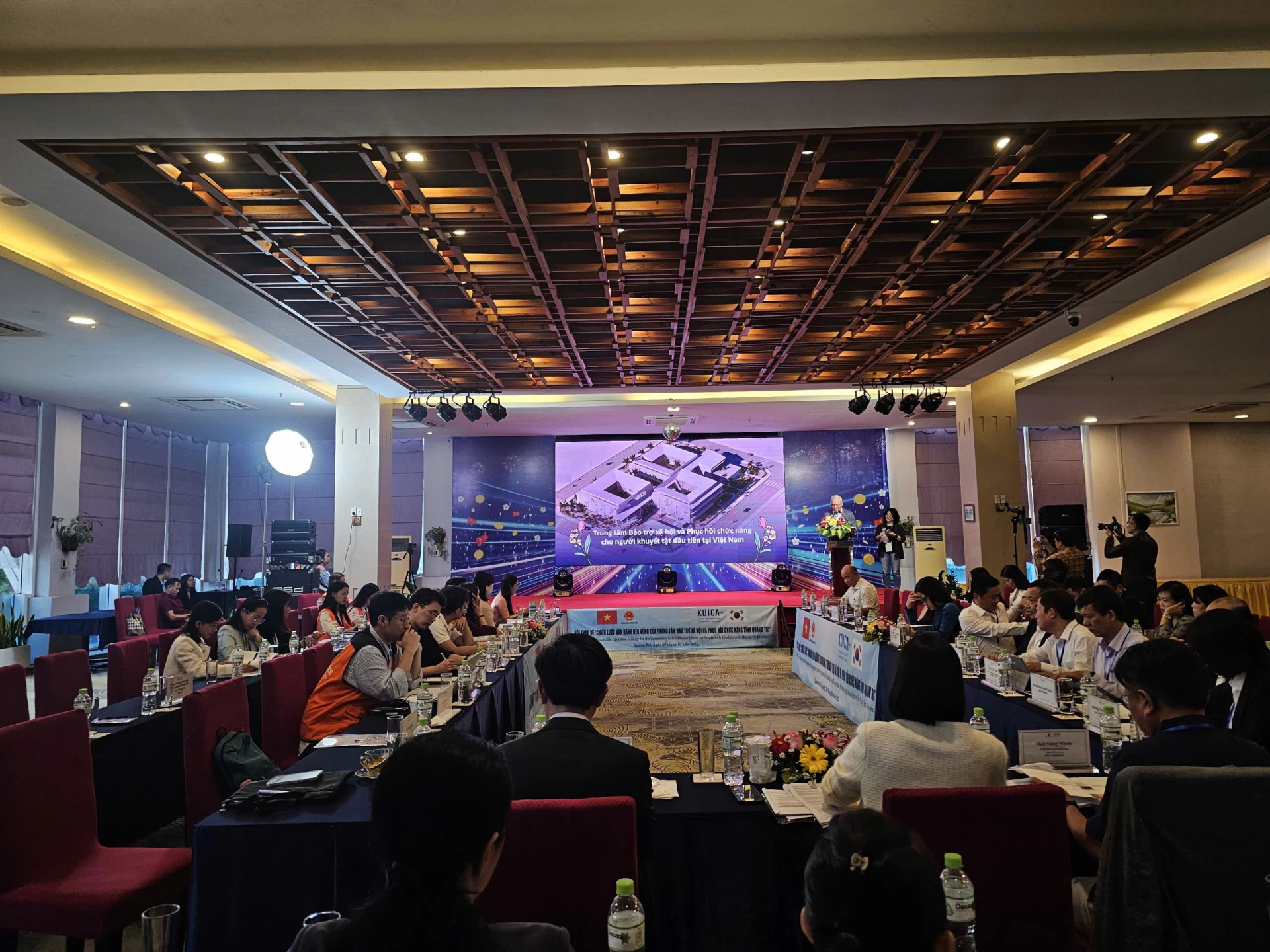 Quang cảnh hội thảo quốc tế - Ảnh: T.P