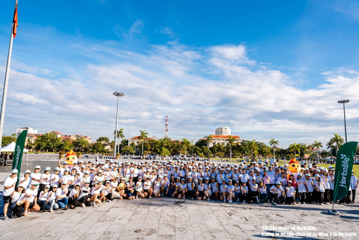 Herbalife Việt Nam đồng hành cùng Ủy ban Olympic Việt Nam tổ chức Chương trình Toàn Dân Tập Luyện Thể Dục Thể Thao để khuyến khích lối sống năng động trong cộng đồng