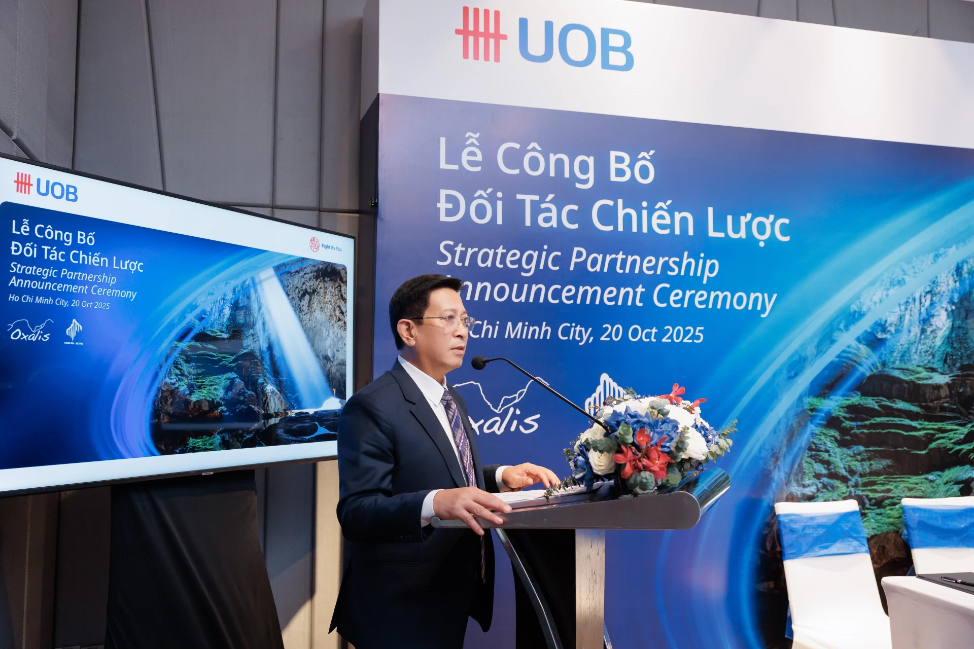 Giám đốc Ban Quản lý Vườn Quốc gia Phong Nha - Kẻ Bàng Phạm Hồng Thái phát biểu tại lễ ký kết - Ảnh: Trung Đức