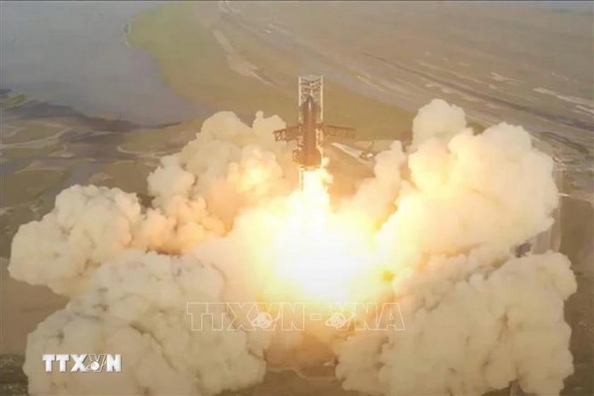 SpaceX phóng thử thành công tên lửa Starship thế hệ mới