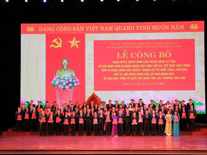 Quyết tâm xây dựng tổ chức bộ máy của hệ thống chính trị tinh, gọn, hoạt động hiệu năng, hiệu lực, hiệu quả