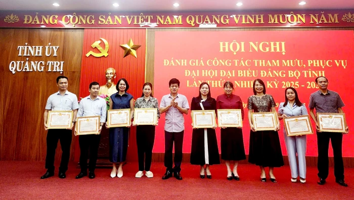 Văn phòng cấp ủy các cấp tỉnh Quảng Trị: Tiếp tục đổi mới, sáng tạo, tham mưu giỏi, phục vụ tốt