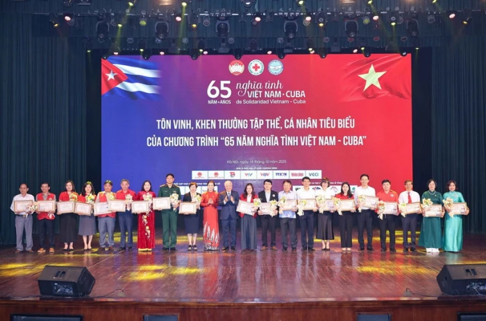 Tổng kết chương trình '65 năm nghĩa tình Việt Nam-Cuba'