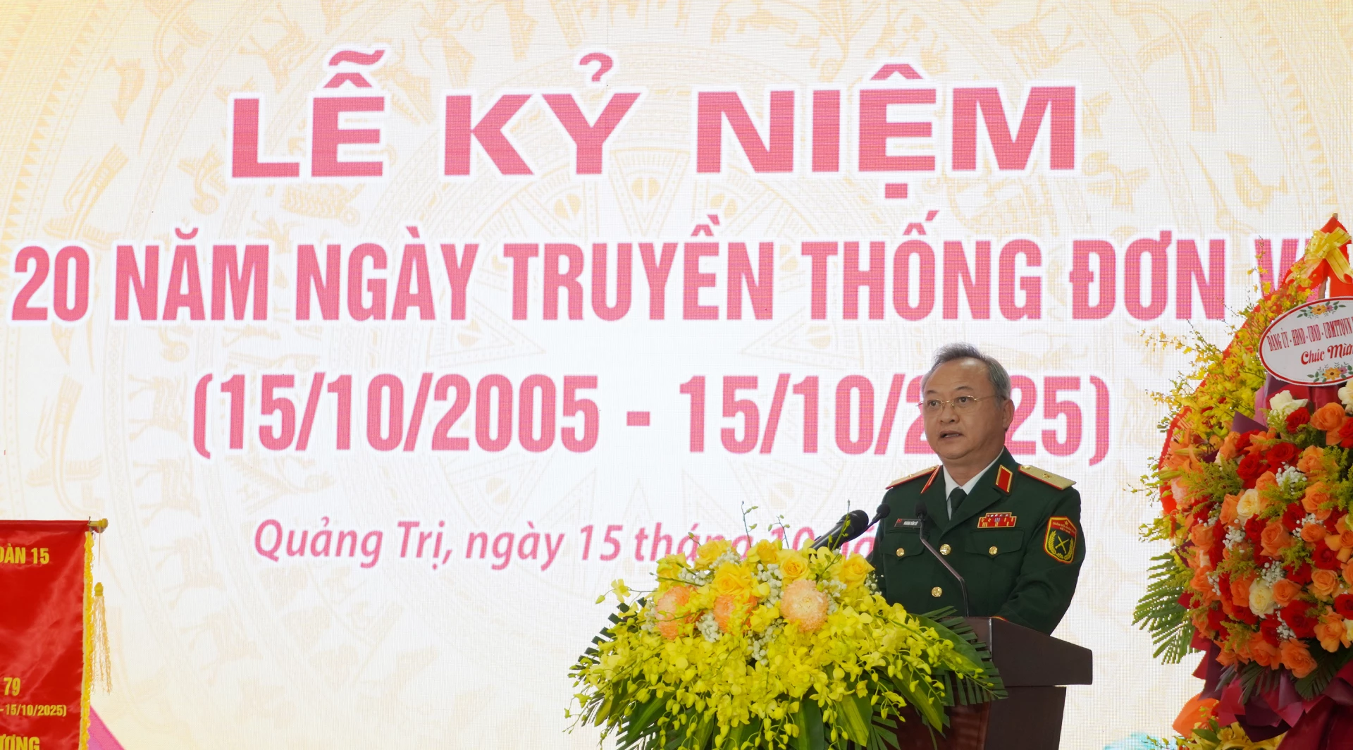 Thiếu tướng Hoàng Văn Sỹ, Tư lệnh Binh đoàn 15 phát biểu tại buổi lễ - Ảnh: N.H