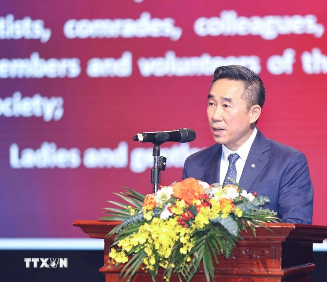 Phó Chủ tịch, Tổng Thư ký Hội Chữ thập đỏ Việt Nam Nguyễn Hải Anh phát biểu. (Ảnh: Thanh Tùng/ TTXVN)