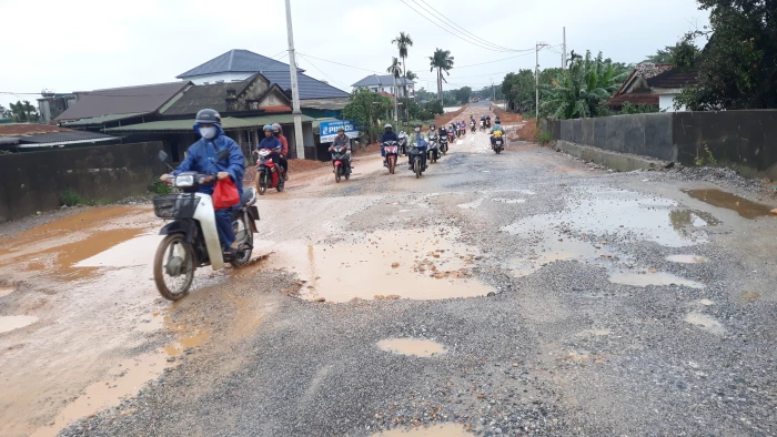 Dự án đường nối cầu An Mô vào Khu lưu niệm Tổng Bí thư Lê Duẩn: Khó đạt tiến độ đề ra