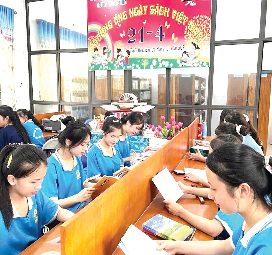 Đa dạng hóa hình thức học tập cho học sinh là giải pháp được Trường THPT Tuyên Hóa hết sức chú trọng-Ảnh: Nh.V