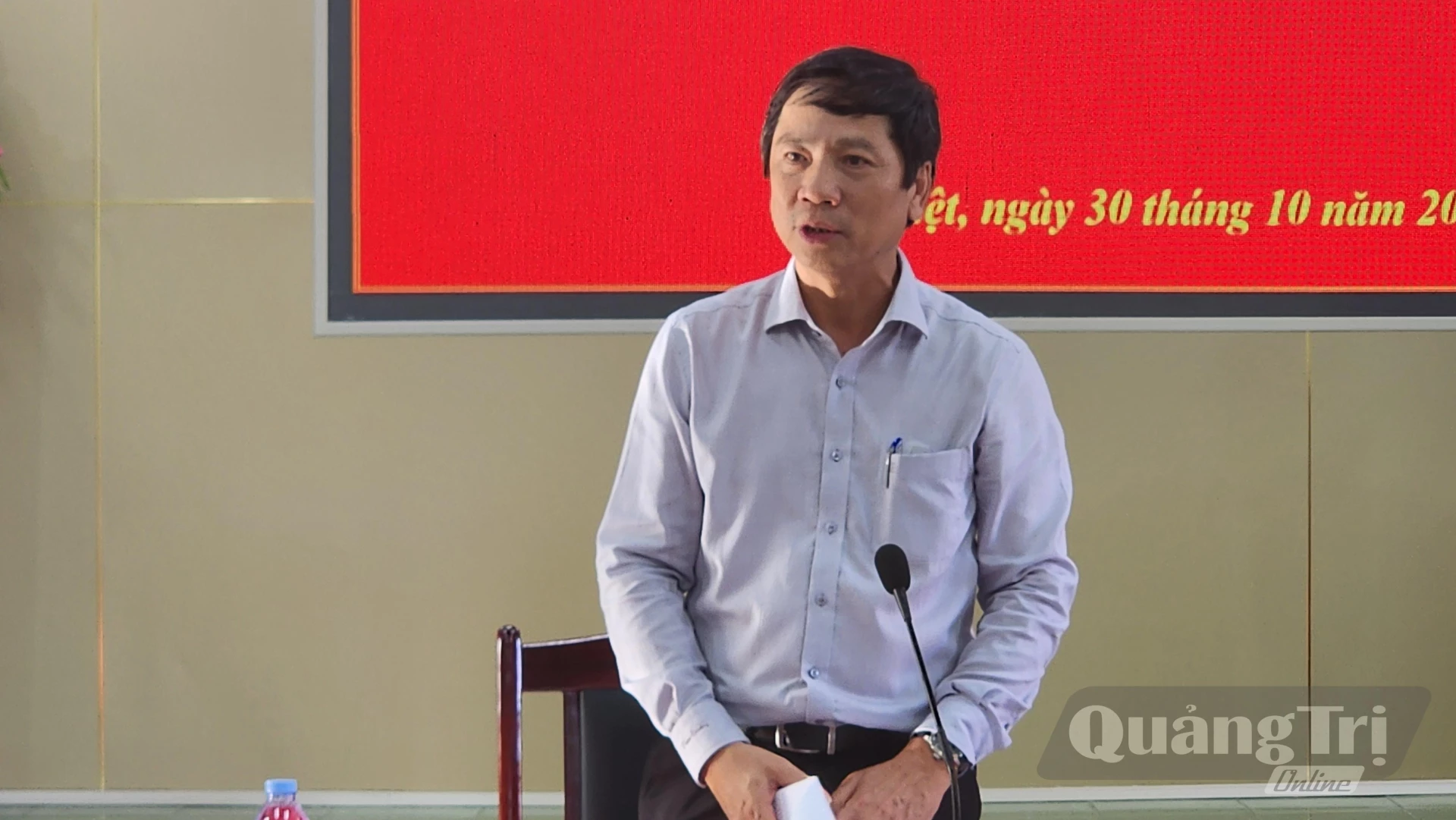 Phó Chủ tịch Thường trực UBND tỉnh Hoàng Nam yêu cầu cần rút kinh nghiệm sâu sắc vì Dự án để kéo dài ảnh hưởng đến đời sống của người dân- Ảnh: Tạ Hưng