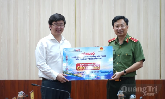 Quảng Trị hợp tác với MobiFone đẩy nhanh phát triển hạ tầng số đồng bộ, hiện đại