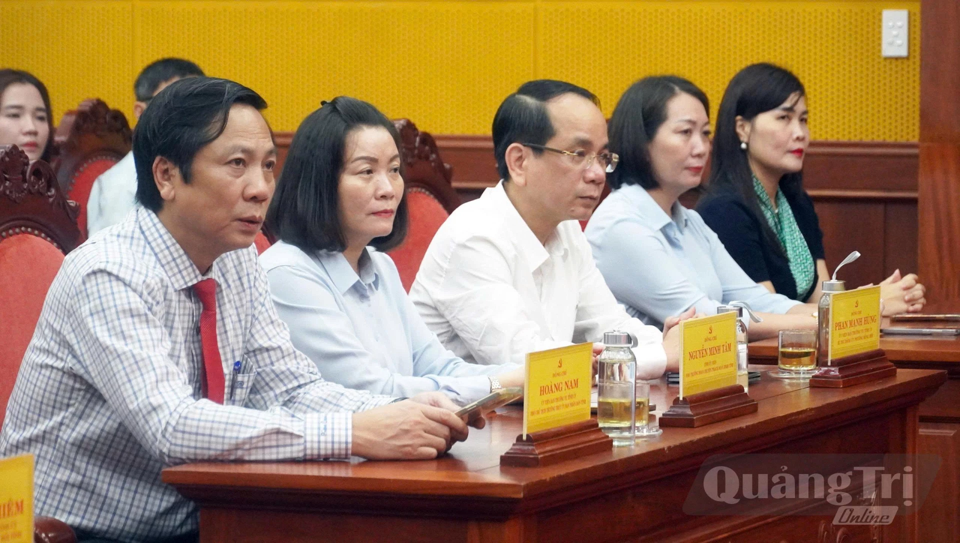 Các đại biểu dự hội nghị - Ảnh: N.M