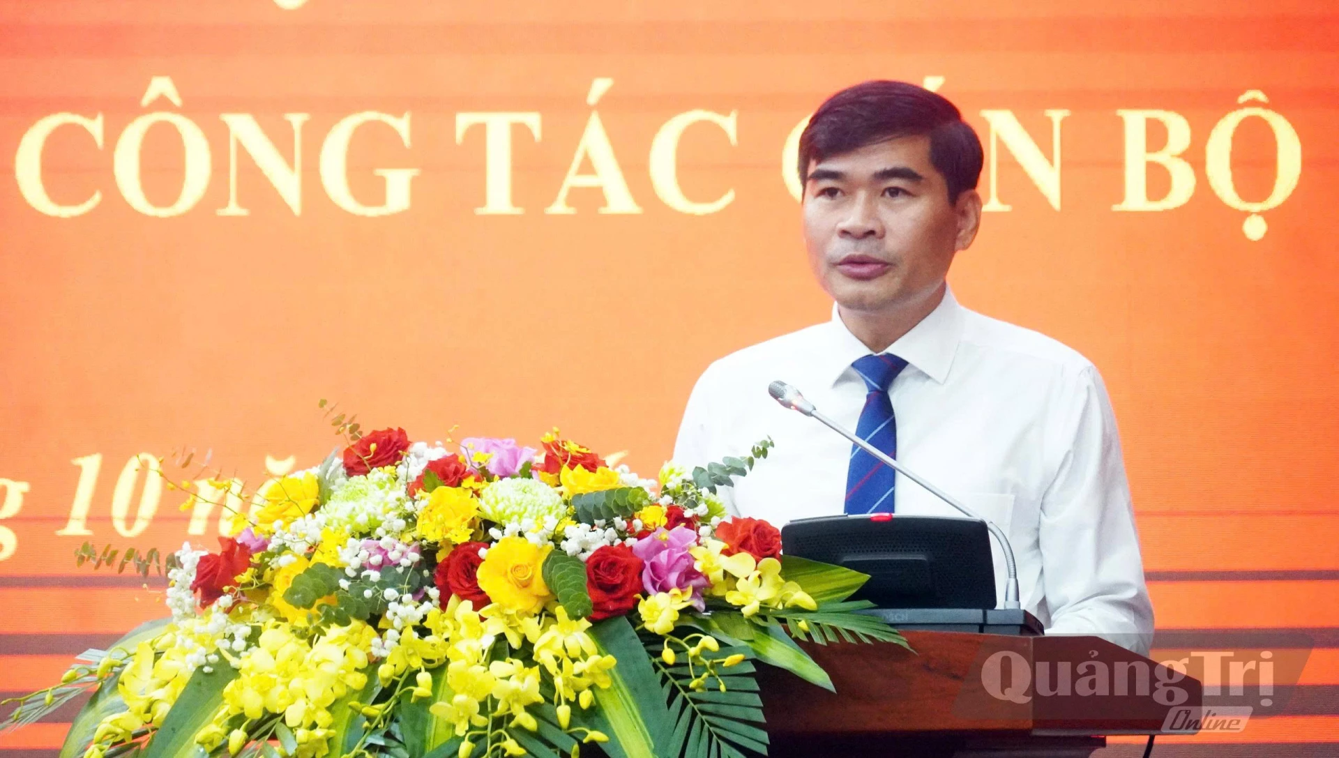 Đại diện các cán bộ được điều động, chỉ định, bổ nhiệm phát biểu nhận nhiệm vụ - Ảnh: N.M