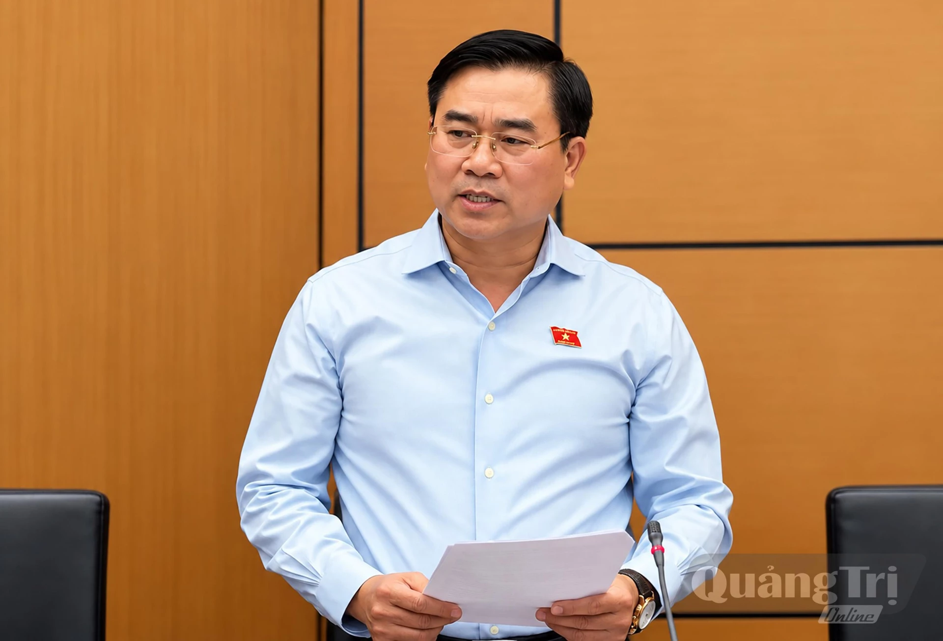 Đồng chí Võ Tiến Nghị, Thiếu tướng, Phó Tư lệnh Bộ đội Biên phòng tham gia thảo luận - Ảnh: CTV