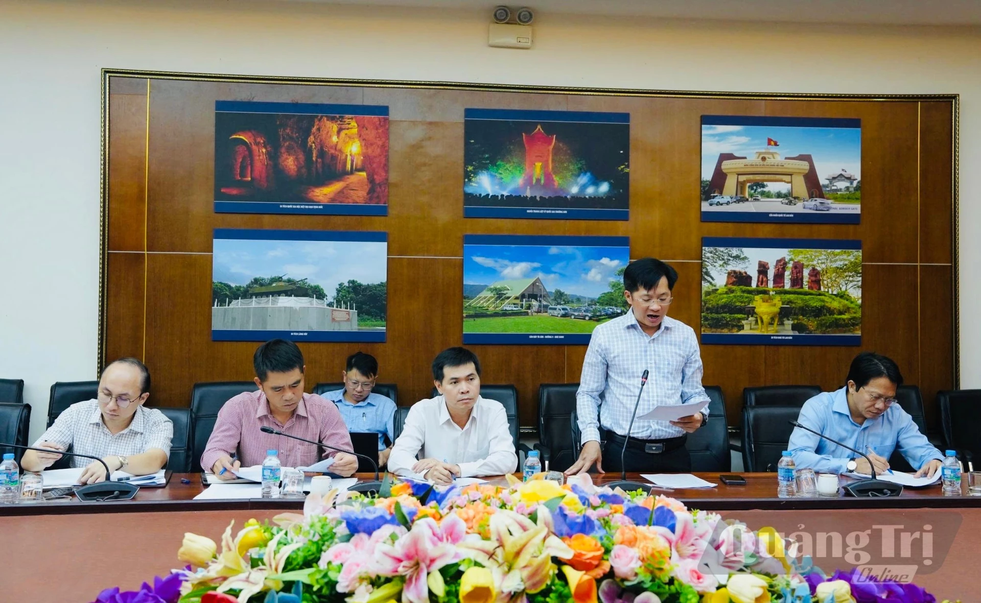 Đại diện lãnh đạo cơ quan Thanh tra tỉnh phát biểu ý kiến đóng góp về công tác rà soát, xử lý pháp lý tài sản công dôi dư tại cuộc họp chiều 2/10 - Ảnh: Mỹ Nhị 