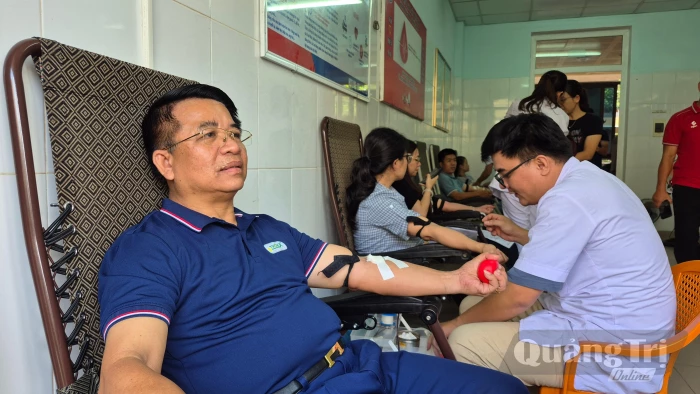 Lan tỏa 'Giọt hồng doanh nhân' năm 2026