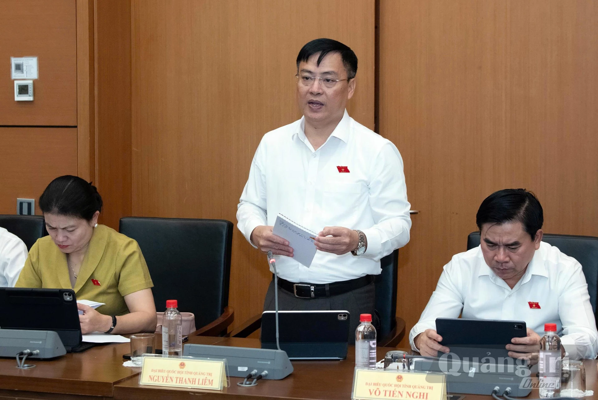 Đồng chí Thiếu tướng Nguyễn Thanh Liêm, Ủy viên Ban Thường vụ Tỉnh ủy, Giám đốc Công an tỉnh tham gia thảo luận - Ảnh: CTV