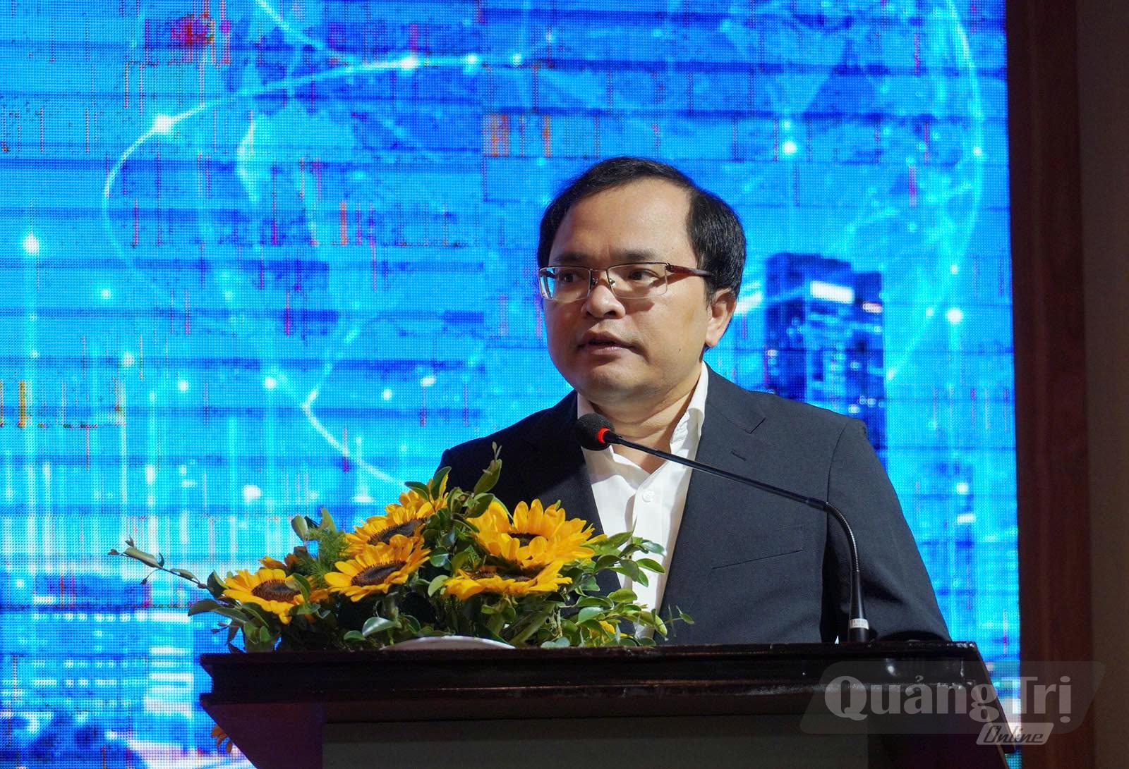 Đồng chí Trần Anh Tú, Phó Cục trưởng Cục Công nghiệp công nghệ thông tin phát biểu khai mạc hội thảo - Ảnh: NL