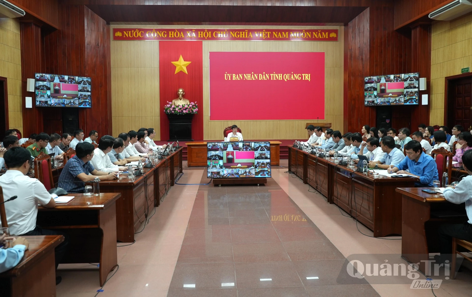 Quang cảnh buổi làm việc - Ảnh: T.Đ