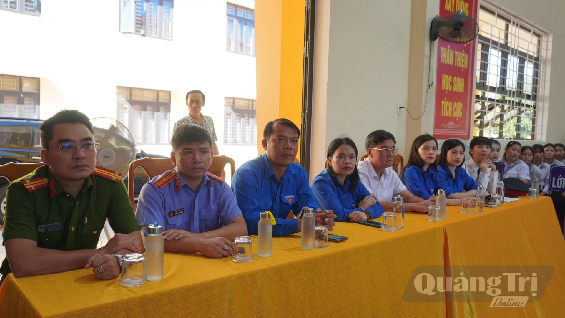 Đại biểu tham dự phiên tòa giả định - Ảnh: H.T