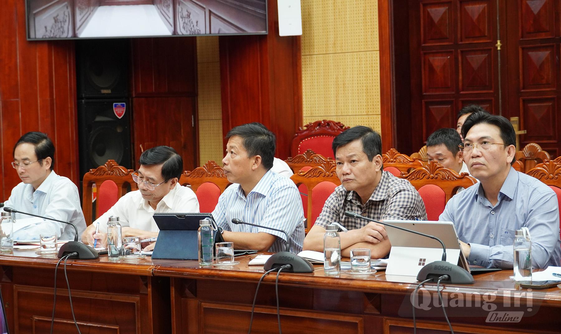 Các đại biểu tham dự buổi làm việc - Ảnh: T.Đ