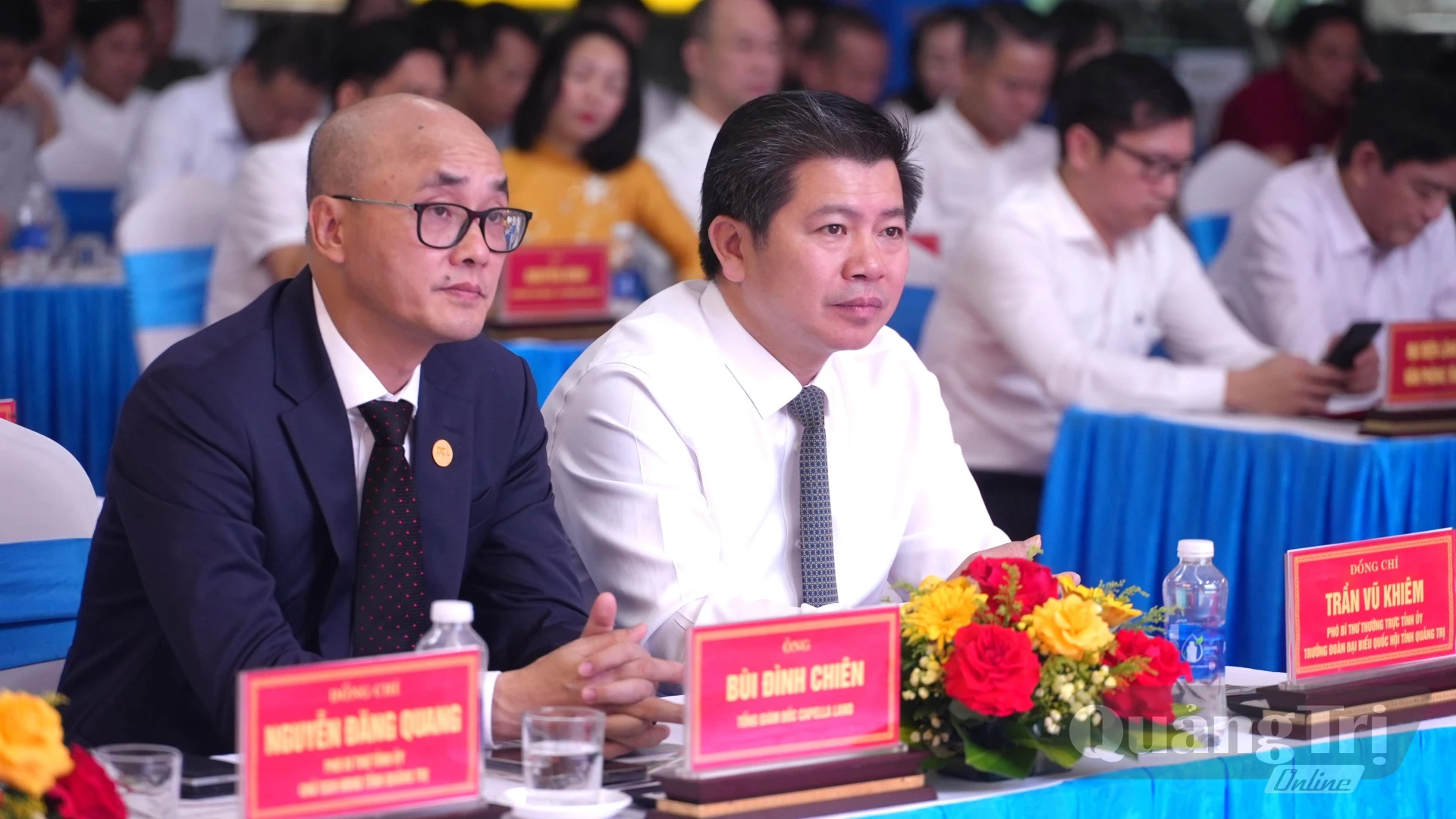 Các đồng chí lãnh đạo tỉnh tham dự lễ khởi công dự án - Ảnh: T.Đ