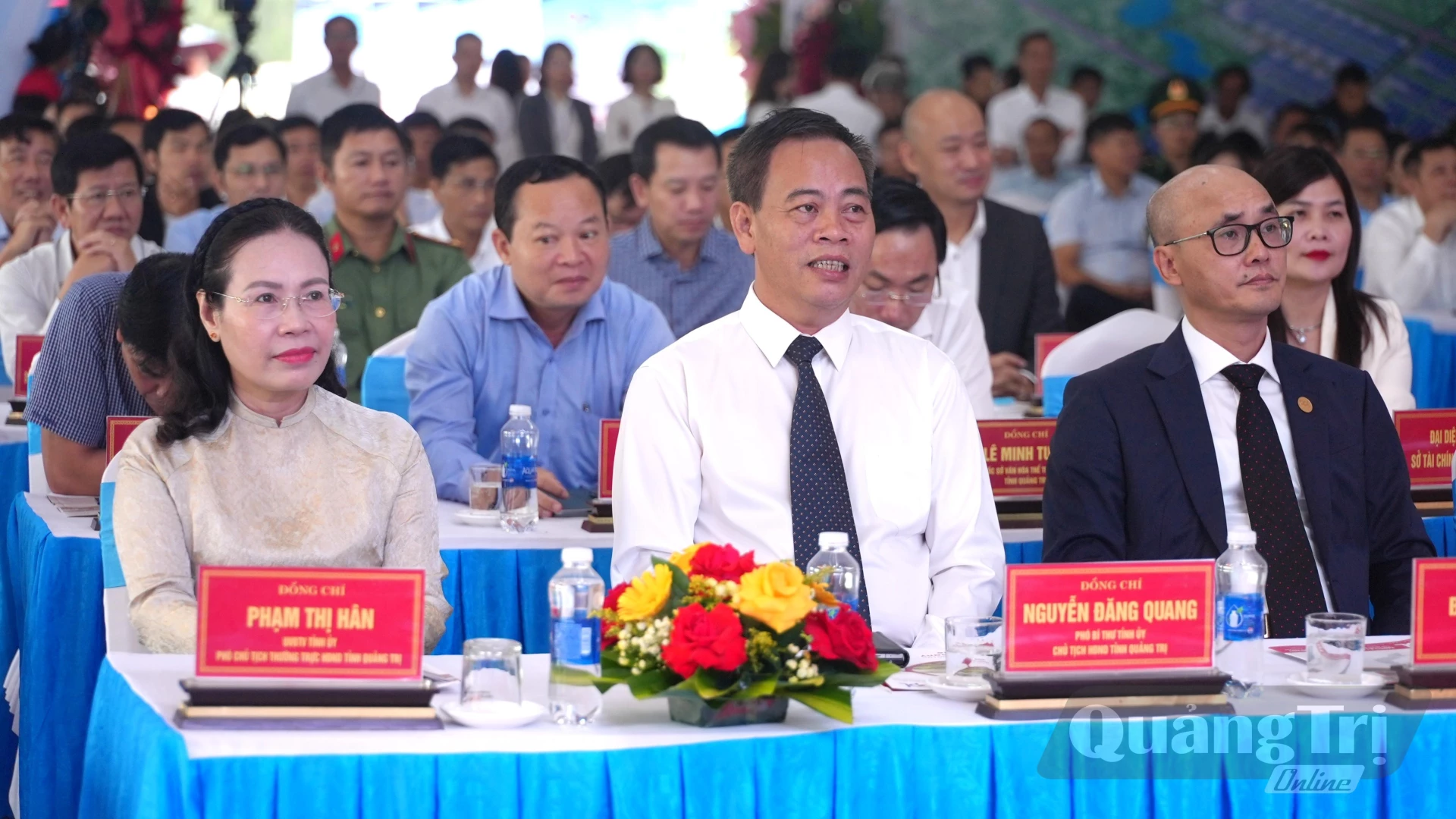 Đồng chí Nguyễn Đăng Quang, Chủ tịch HĐND tỉnh và đồng chí Phạm Thị Hân, Phó Chủ tịch Thường trực HĐND tỉnh tham dự lễ khởi công - Ảnh: T.Đ
