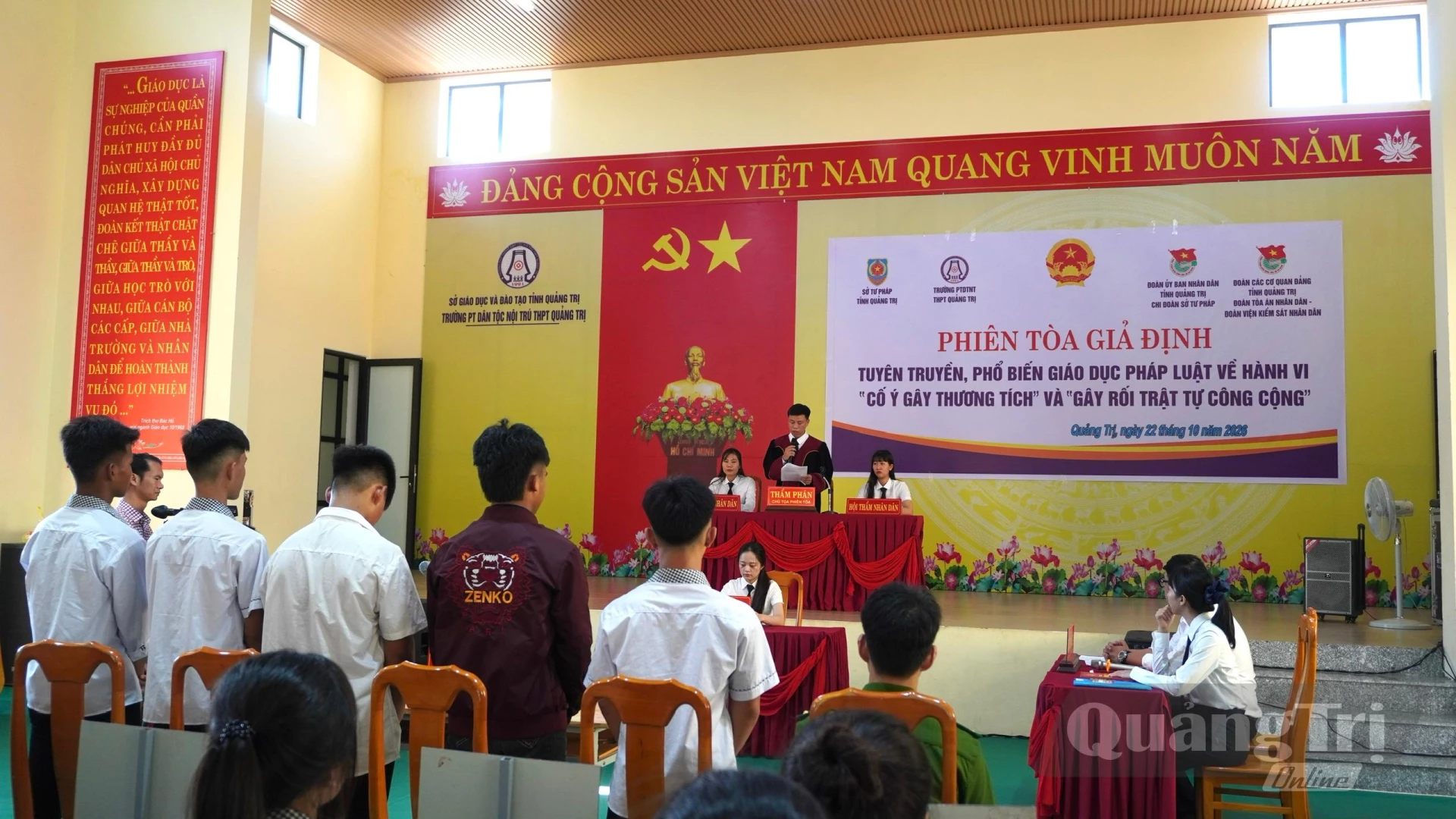 Phiên tòa giả định giúp đoàn viên, thanh niên có thêm kiến thức về pháp luật - Ảnh: H.T