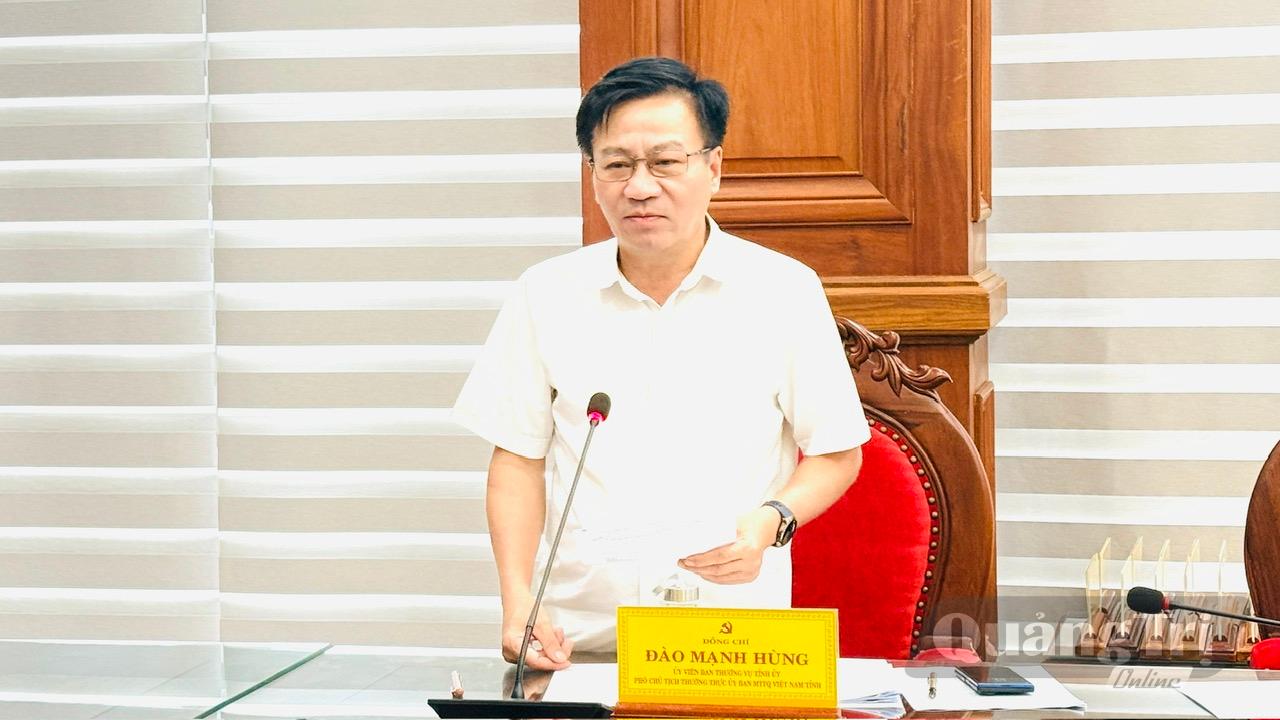 Đồng chí Đào Mạnh Hùng, Ủy viên Ban Thường vụ Tỉnh ủy, Phó Chủ tịch Thường trực Ủy ban MTTQ Việt Nam tỉnh phát biểu tại buổi làm việc - Ảnh: NL