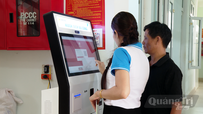 Từ 'Bình dân học vụ số' đến công dân số