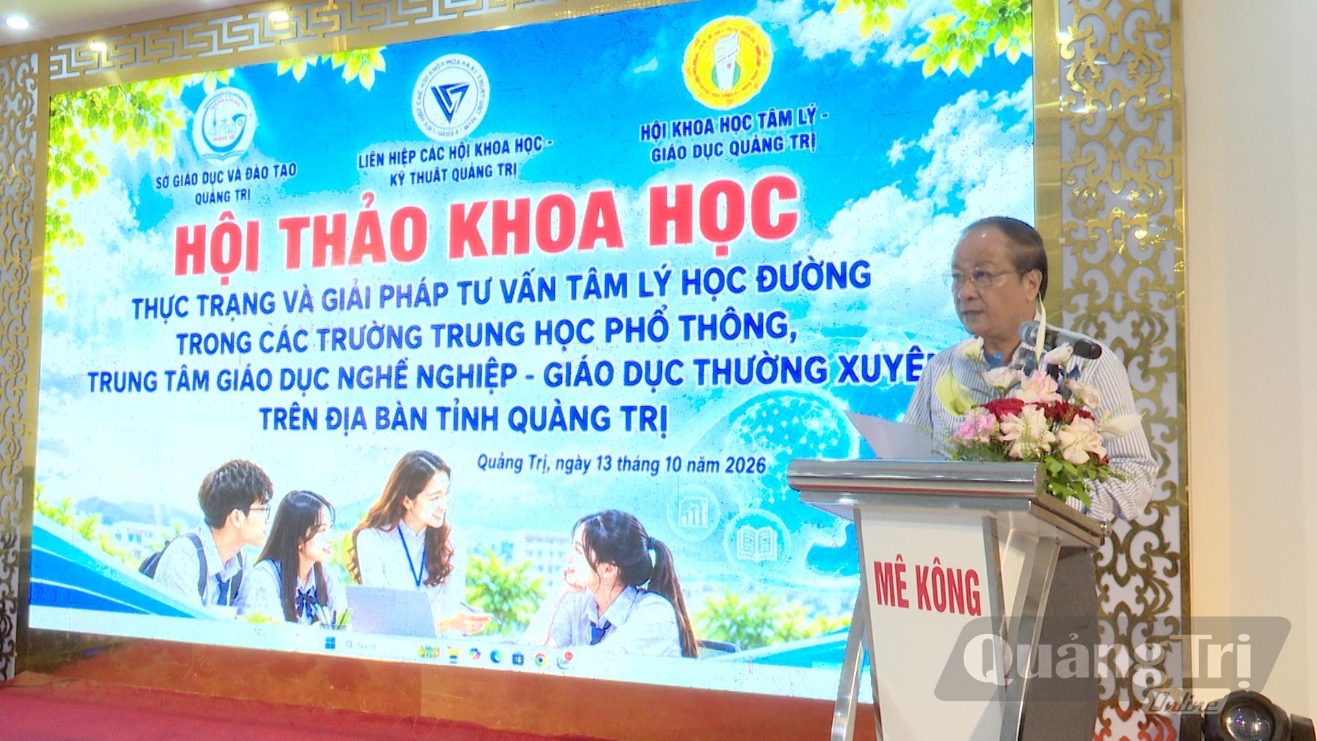 Đại biểu tham luận tại Hội thảo. Ảnh: V.A