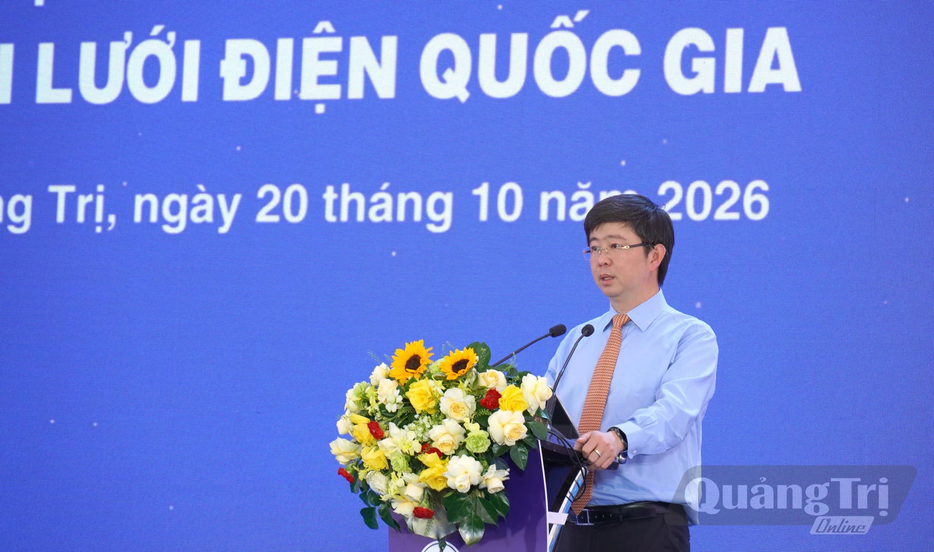 Các đại biểu dự buổi lễ - Ảnh: C.H